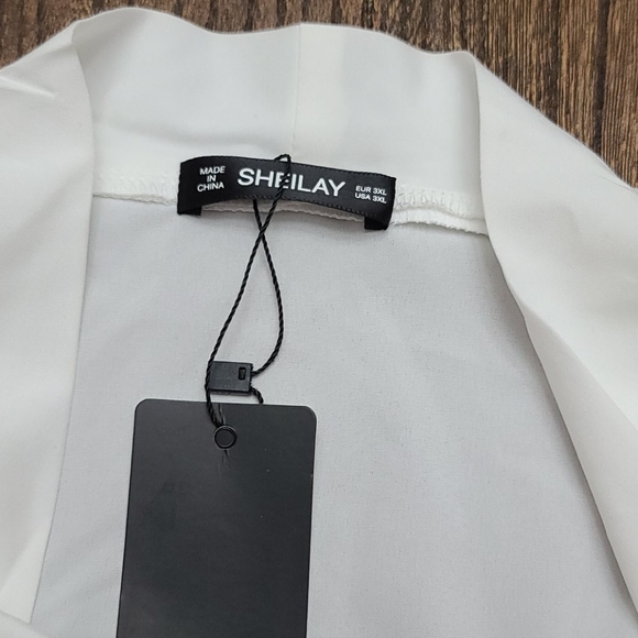 Dress - Picture 2 of 2